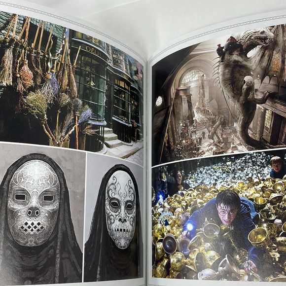 Harry Potter Magical Places & Characters Coloring Book: Official Coloring Book - Picture 11 of 12